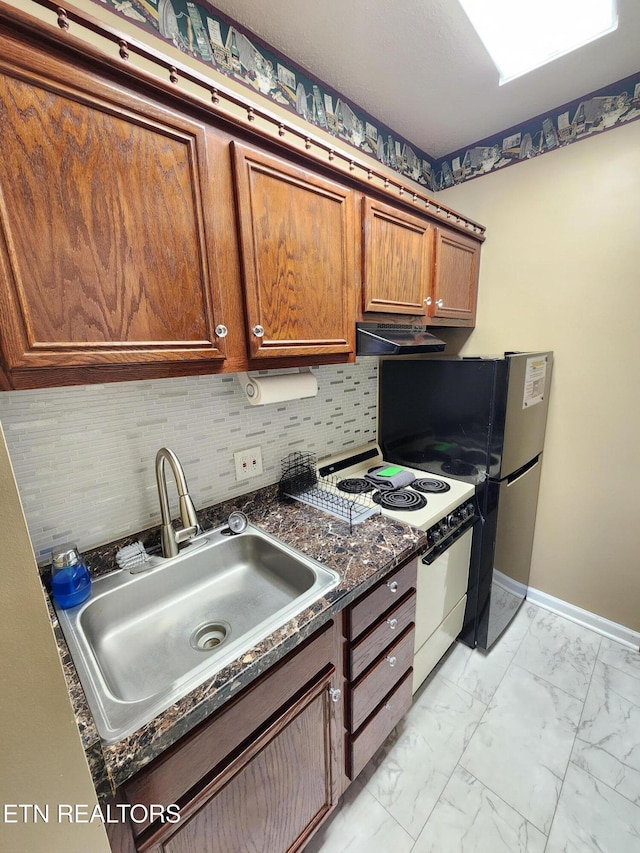 kitchen featuring a sink, baseboards, marble finish floor, brown cabinetry, and white electric range oven