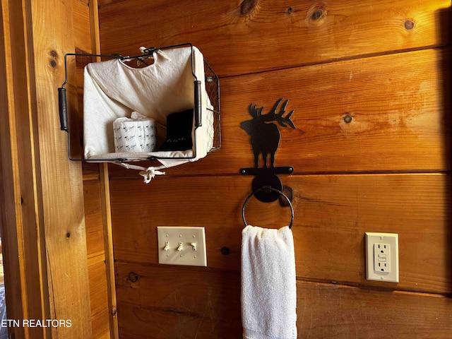 interior details with wood walls