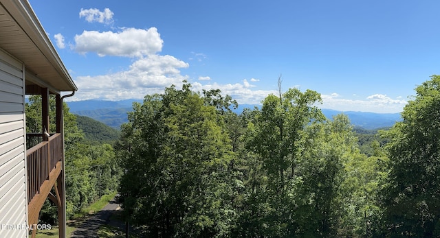 954 Pawnee Ct, Sevierville, TN 37876 - property view of mountains with a forest view