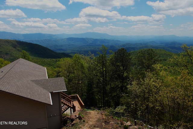 954 Pawnee Ct, Sevierville, TN 37876 - mountain view featuring a wooded view