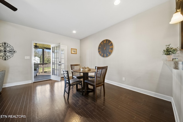 dining space with recessed lighting, wood finished floors, a ceiling fan, and baseboards