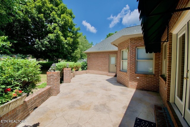 1689 Peppertree Dr, Alcoa, TN 37701 - view of patio / terrace