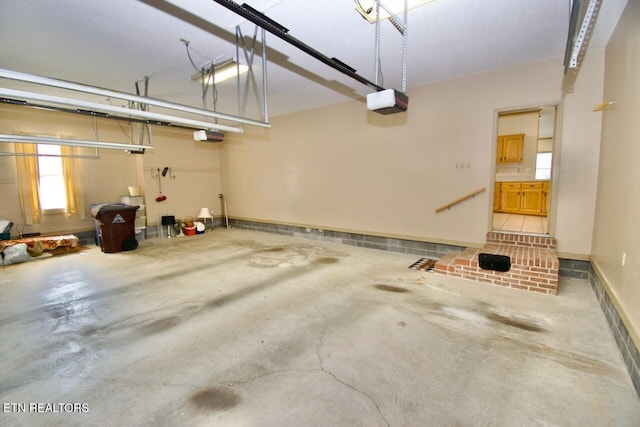 1689 Peppertree Dr, Alcoa, TN 37701 - garage with a garage door opener