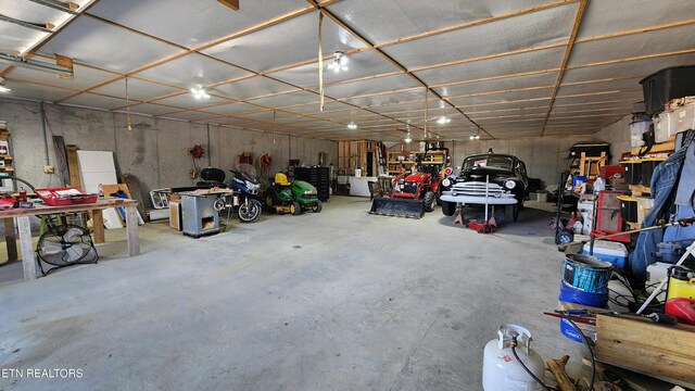 2695 Leslie Rd, Burkesville, KY 42717 - photo 58