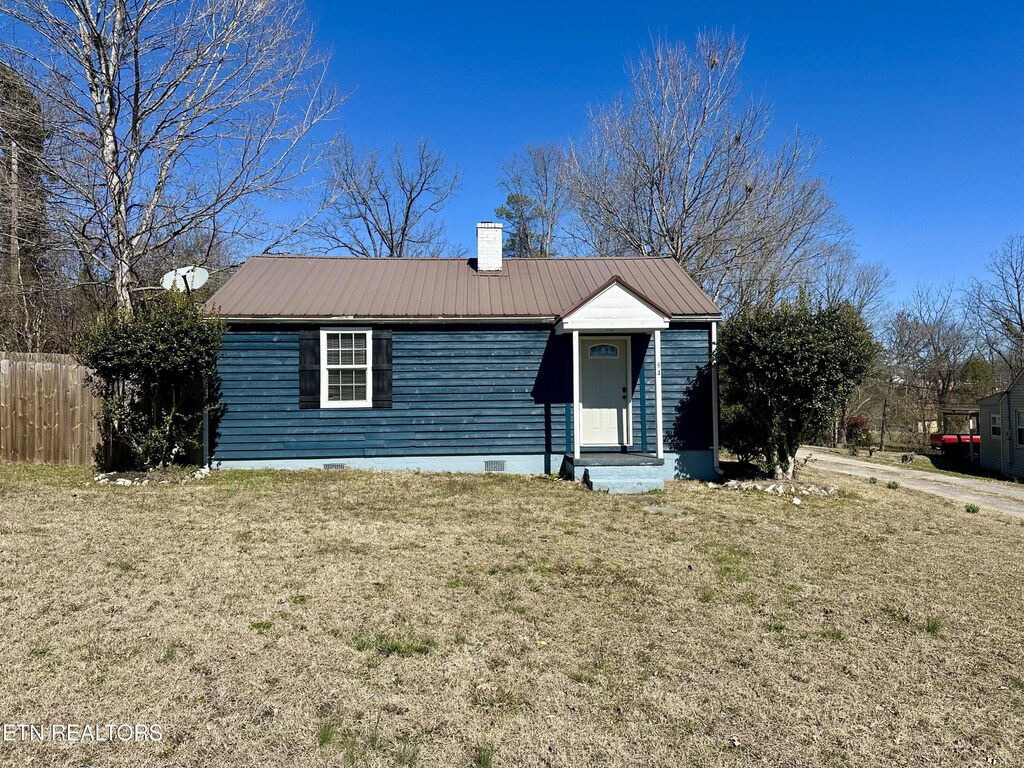 94 Hilltop Ln, Norris, TN 37828 - photo 1