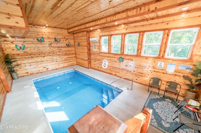 view of pool featuring a jacuzzi