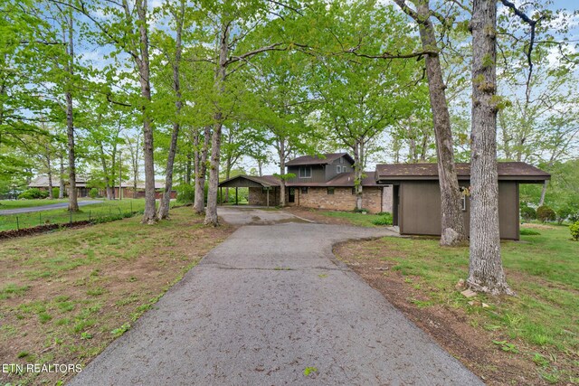 2024 Cravens Dr, Crossville, TN 38572 - view of front of property with driveway