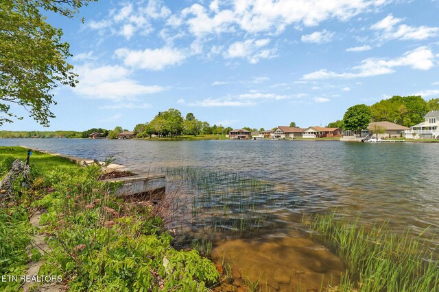 2024 Cravens Dr, Crossville, TN 38572 - water view