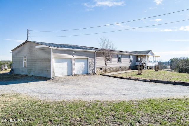 exterior space featuring driveway