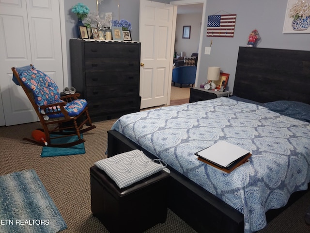 bedroom featuring carpet flooring