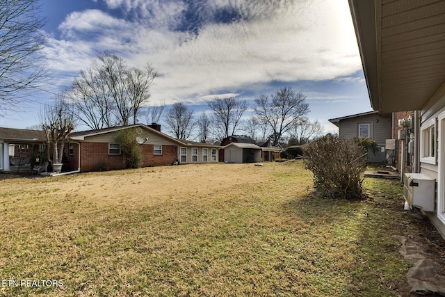610 Hudson St, Athens, TN 37303 - view of yard featuring an outdoor structure