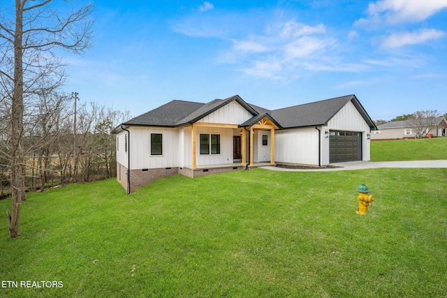 modern farmhouse with a garage, a shingled roof, concrete driveway, crawl space, and a front lawn