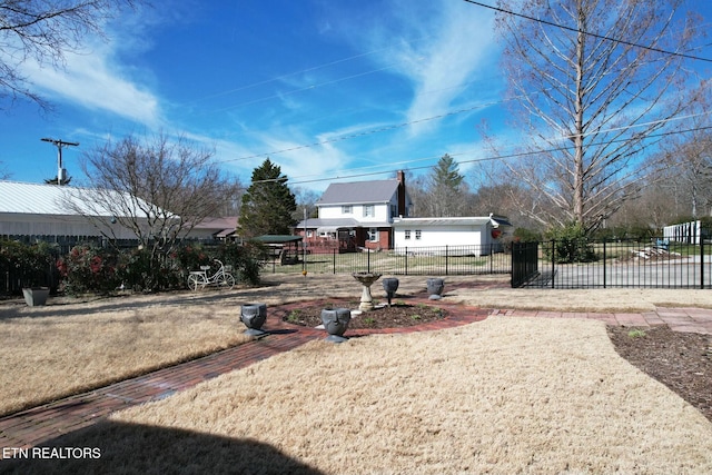 view of yard featuring fence