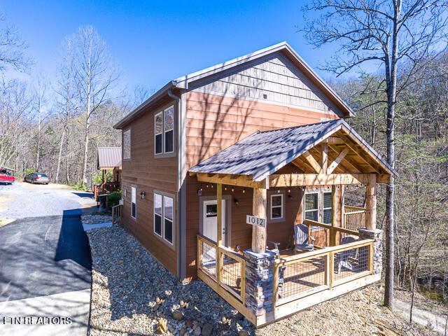 1012 Ravens Ford Way, Sevierville, TN 37876 - exterior space with metal roof and a porch