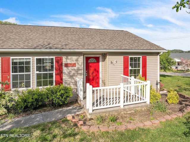 902 Oak Village Ct, Dandridge, TN 37725 - view of front of house with roof with shingles
