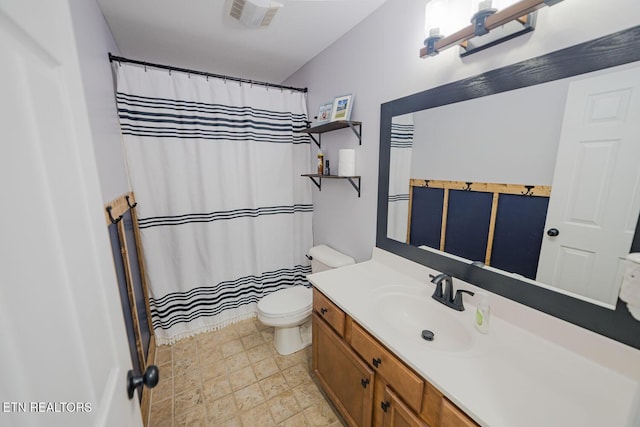 full bath featuring toilet, a shower with curtain, visible vents, and vanity