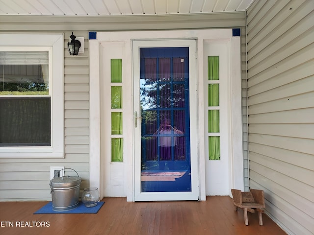 view of property entrance