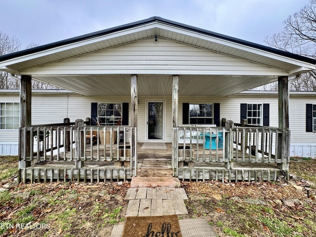 view of front of property with covered porch