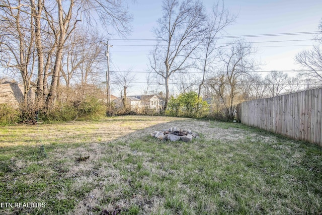 view of yard with fence