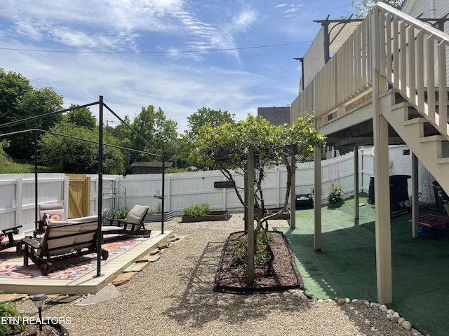view of yard featuring a fenced backyard