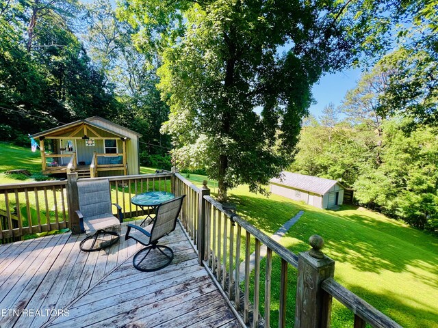 533 Mayes Town Rd, Speedwell, TN 37870 - photo 20