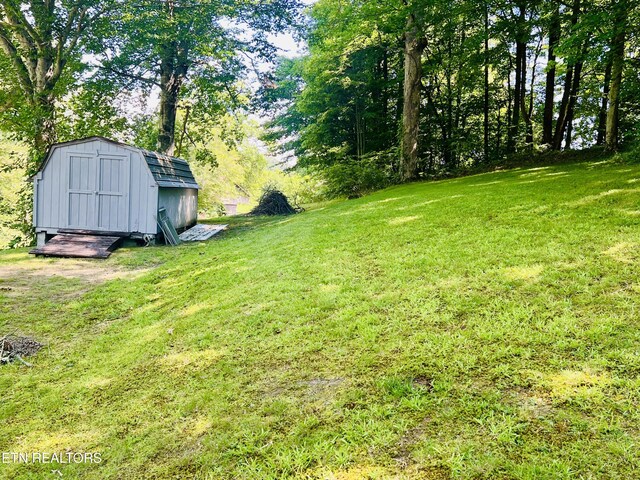 533 Mayes Town Rd, Speedwell, TN 37870 - photo 12