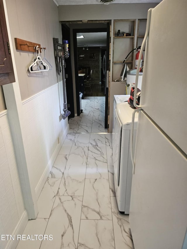 117 Boshears Trl, Jacksboro, TN 37757 - hall featuring light marble finish flooring