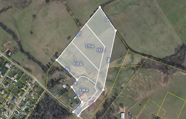 426 Keeble Rd, Maryville, TN 37804 - photo 2