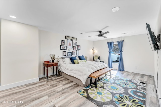 bedroom with visible vents, recessed lighting, baseboards, and light wood-type flooring