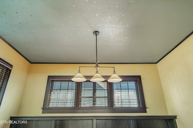 interior details with crown molding