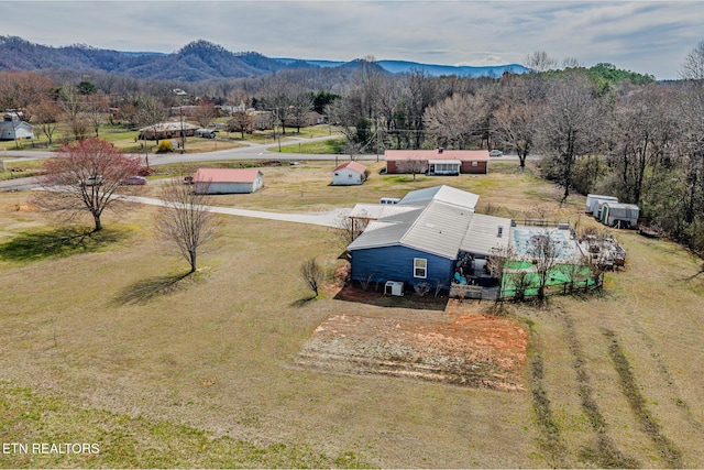 drone / aerial view with a mountain view