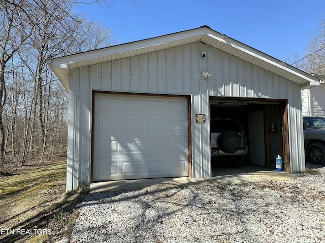 view of detached garage