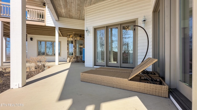 doorway to property featuring a patio