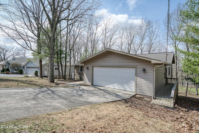 exterior space featuring driveway