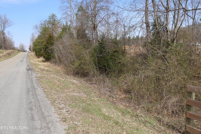 Listing photo 2 for 1500 Guinn Narrows Rd, Decatur TN 37322