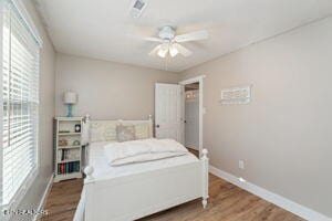8836 Nubbin Ridge Rd, Knoxville, TN 37923 - bedroom featuring visible vents, baseboards, ceiling fan, and wood finished floors