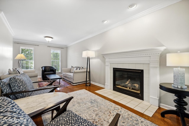 5633 Eagle Crest Ln, Knoxville, TN 37921 - living room with baseboards, a fireplace, crown molding, recessed lighting, and wood finished floors