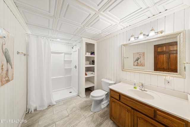 2092 Lakewood Dr, Loudon, TN 37774 - full bath with vanity, an ornate ceiling, a shower with curtain, toilet, and wood walls
