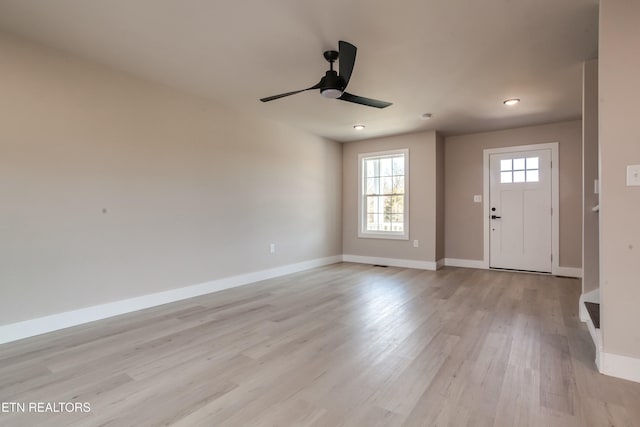 foyer featuring recessed lighting, light wood-style floors, baseboards, and ceiling fan