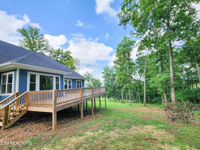553 Hickory Pointe Ln, Maynardville, TN 37807 - view of yard with a deck