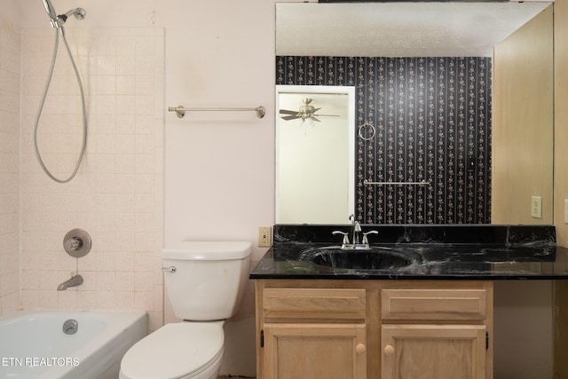123 Manor Rd, Clinton, TN 37716 - bathroom featuring vanity, toilet, and shower / washtub combination