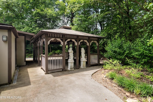 123 Manor Rd, Clinton, TN 37716 - view of home's community featuring a gazebo and view of scattered trees