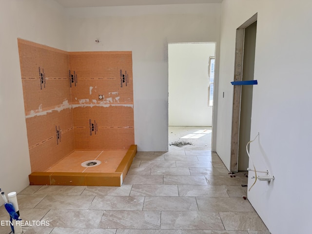 2131 Lantern Park Ln, Knoxville, TN 37932 - bathroom featuring a stall shower