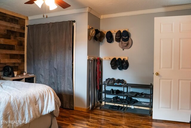 4662 Baker Hwy, Huntsville, TN 37756 - bedroom featuring ceiling fan, wood finished floors, and ornamental molding