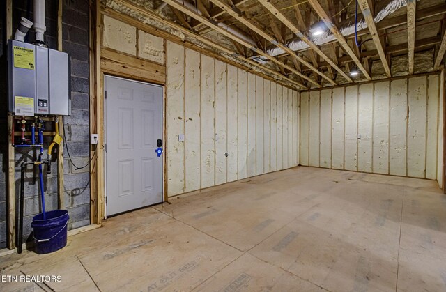 736 Cow Poke Ln, Rutledge, TN 37861 - view of below grade area
