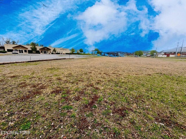 140 W Macon Ln, Seymour, TN 37865