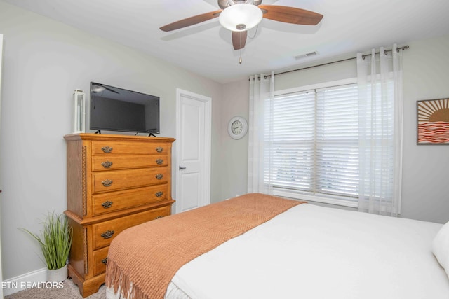 1312 Fox Ridge Dr, Powell, TN 37849 - bedroom featuring visible vents and ceiling fan