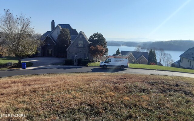 320 Grandville Ct, Vonore, TN 37885
