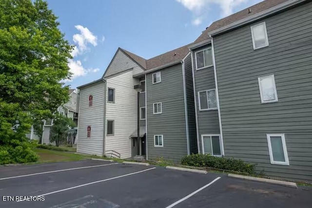 1260 Ski View Dr Unit 1205, Gatlinburg, TN 37738 - exterior space with uncovered parking