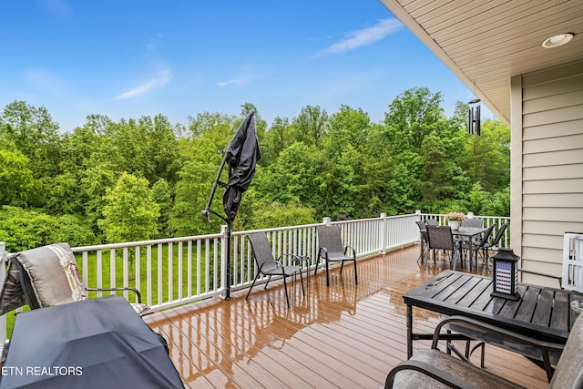 144 Nunyu Trl, Vonore, TN 37885 - deck featuring outdoor dining area